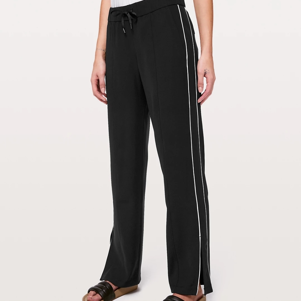 Lululemon On The Right Track Pants